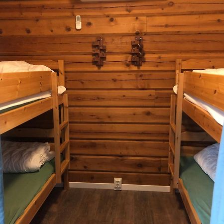 Oesjoenaes Hotel Tived Екстериор снимка